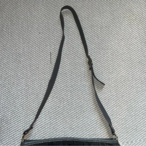 Sold - Picture 2 of 5